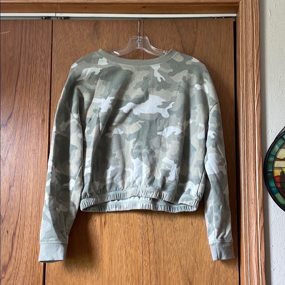 Hippie Rose Green Crew Neck Sweater Soft Relaxed Fit